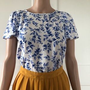 Ann Taylor Semi Sheer White Blue Floral Short Ruffle Sleeve Top XXS Petite XXSP